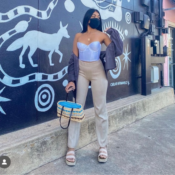 Beige relaxed pants - Picture 1 of 1